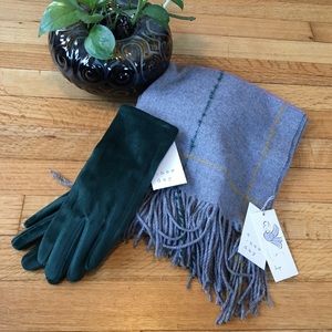 A NEW DAY | Scarf and Glove Set